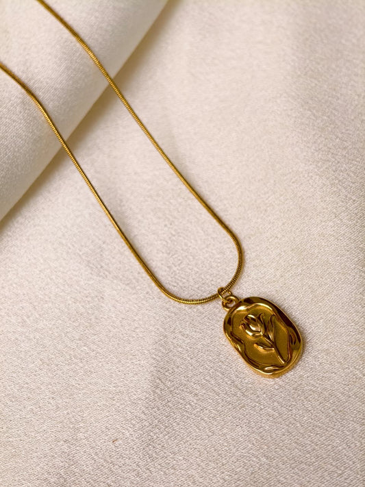 Roseglow charm necklace