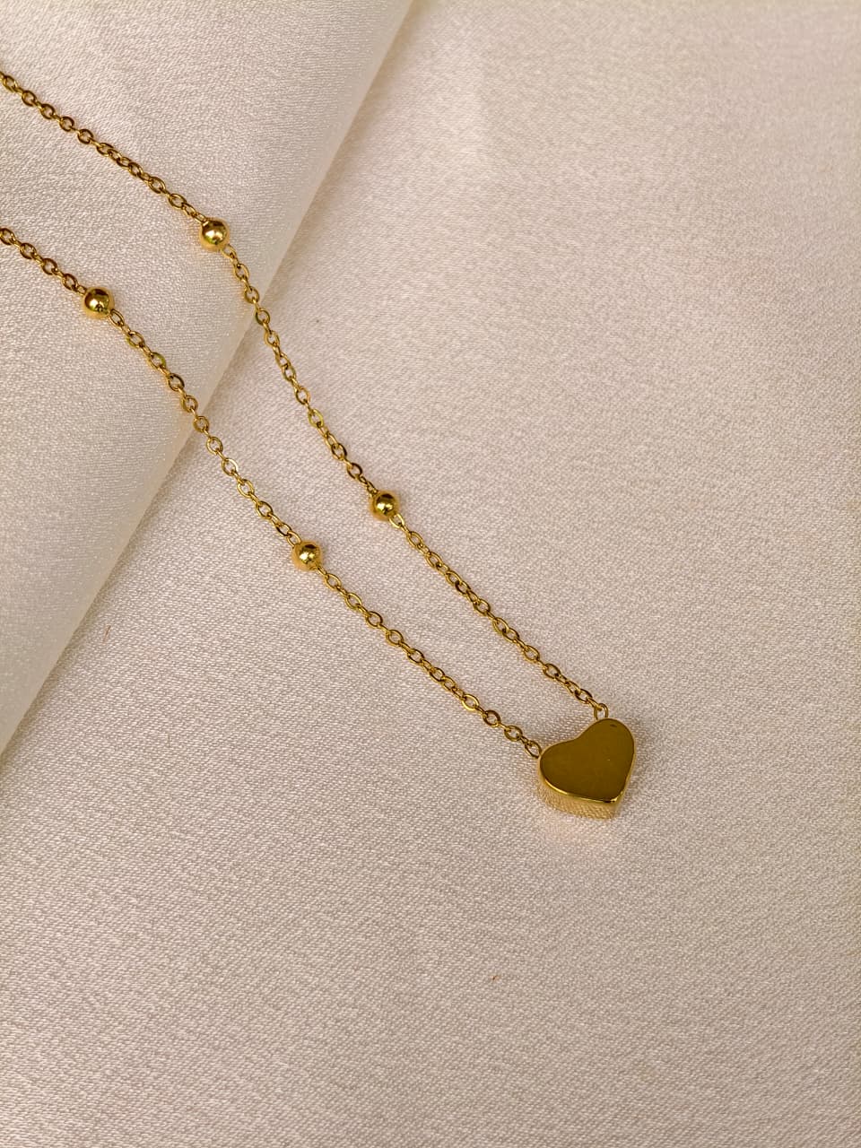 Velvet heart necklace
